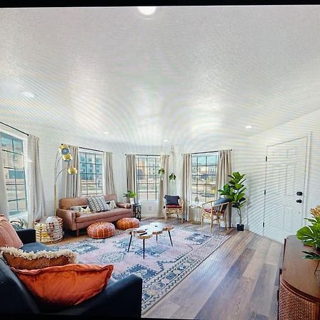 New Modern Boho Apt- Close To Yosemite Oakhurst Dış mekan fotoğraf